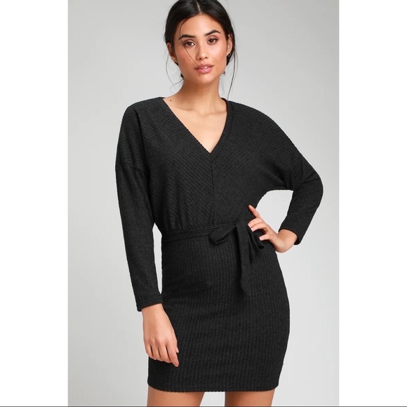 ✨Lulus Zariah Charcoal Grey Ribbed Knit Bodycon Sweater Dress NWOT Medium - Picture 2 of 6